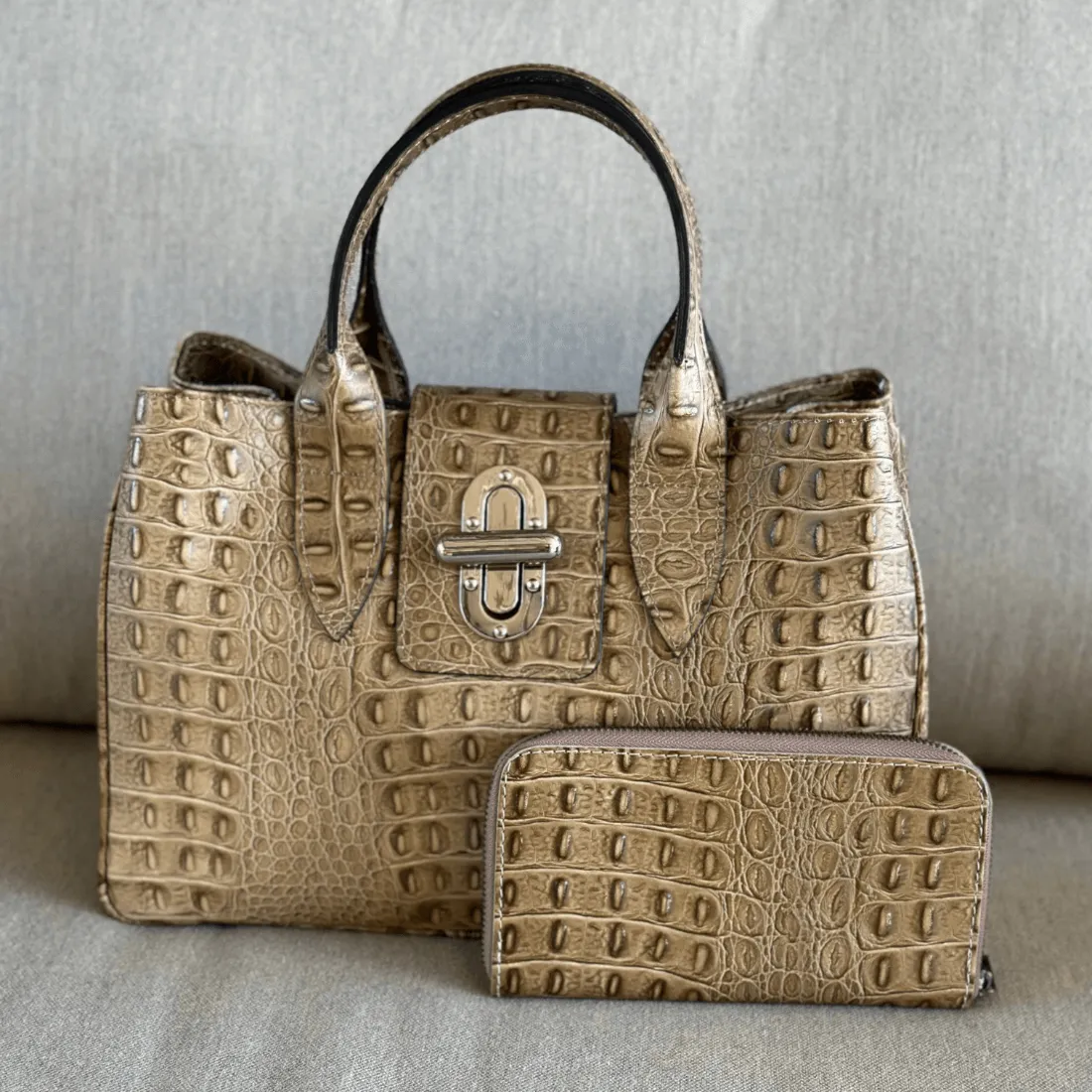 Lara Leather Tote Bag