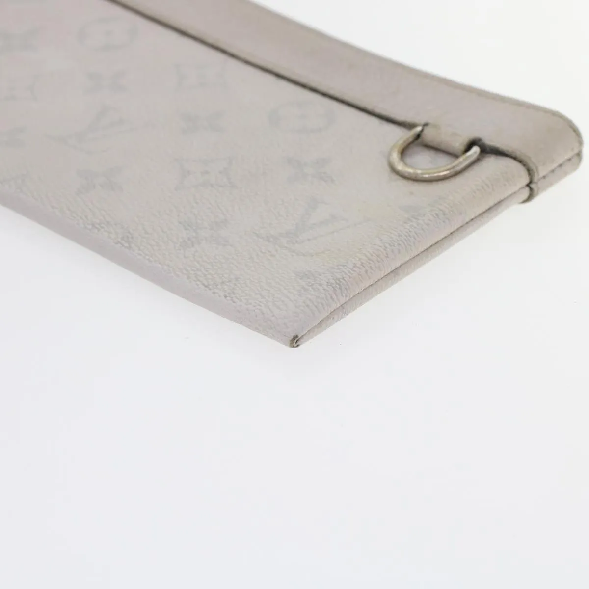 Louis Vuitton Discovery