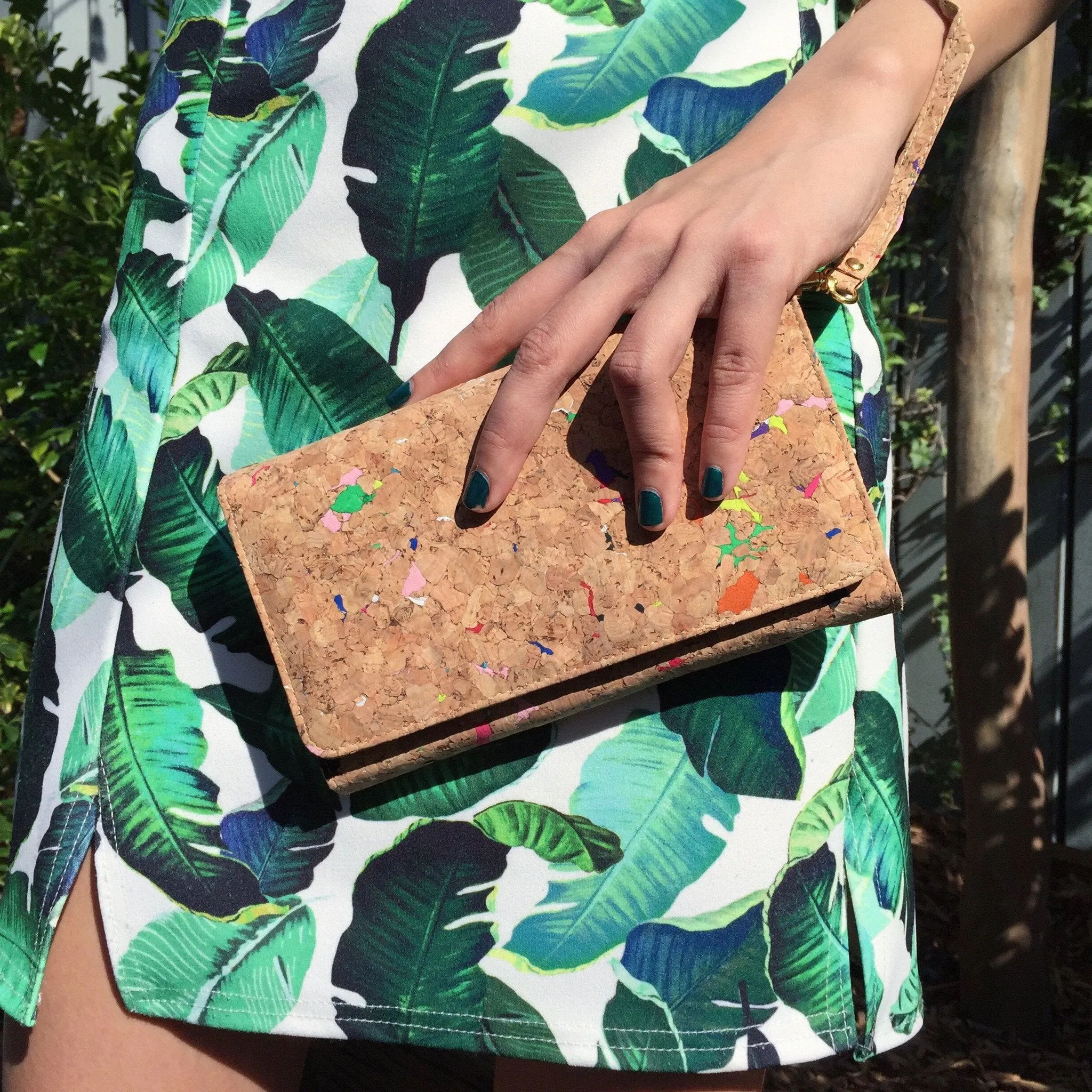 Lyla Cork Cross Body Clutch in Vivid